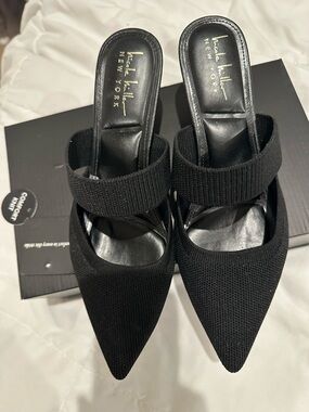 EUC-Nicole Miller Black Pointed Knit Mule Heels with FABRIC Strap SIZE 8